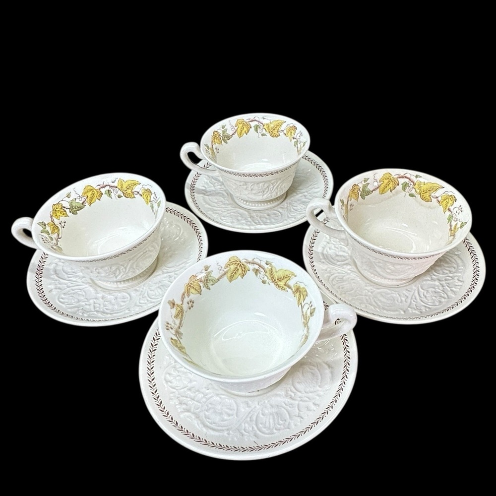 Wedgwood Patrician Golden Ivy Footed Coffee Tea Cups w/ Saucer Set of 4